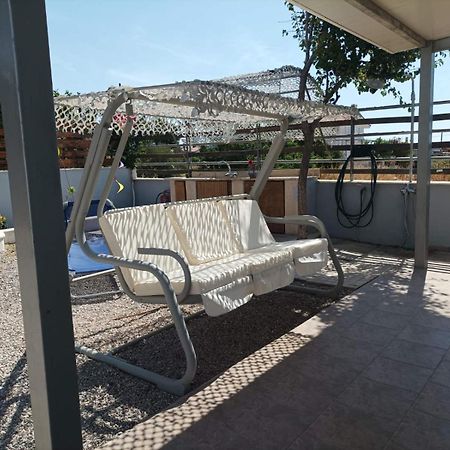 Filio'S Loft Near Airport Villa Artemida  Eksteriør billede