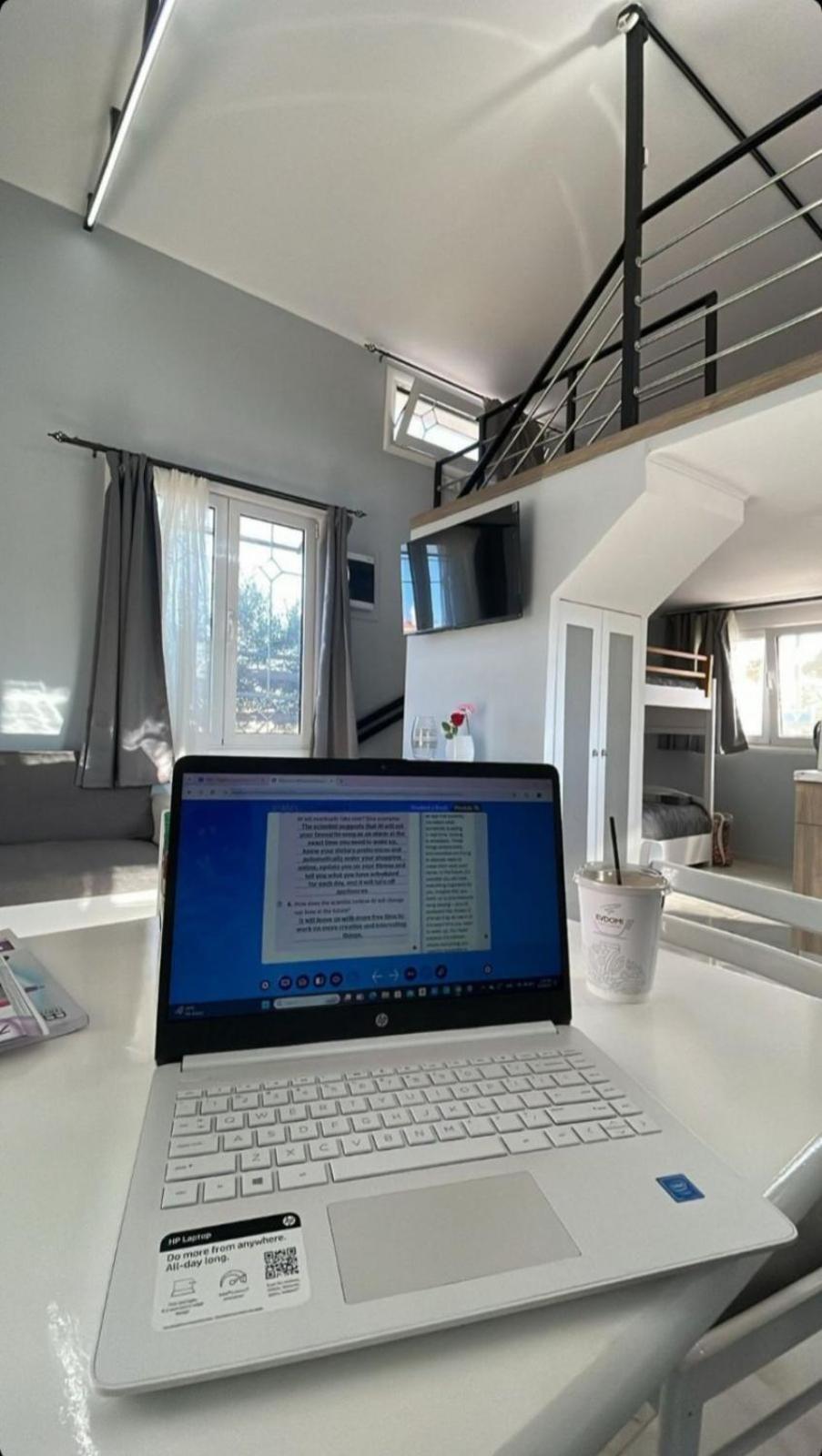Filio'S Loft Near Airport Villa Artemida  Eksteriør billede